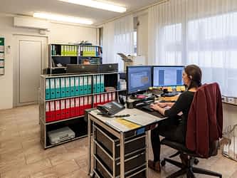 Neumeyer AG - Büro 1